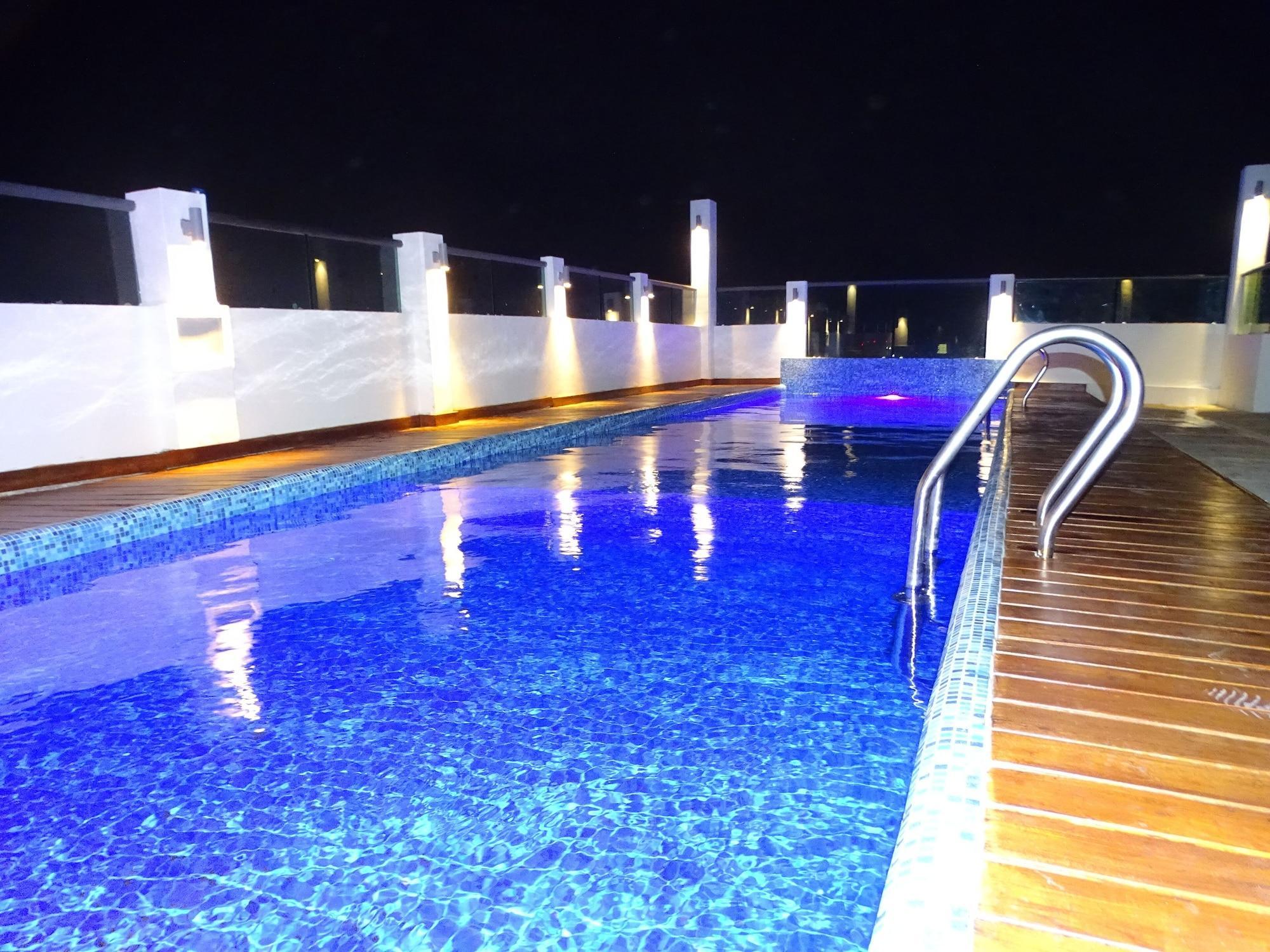 Hotel Kavia Plus Cancún Zewnętrze zdjęcie
